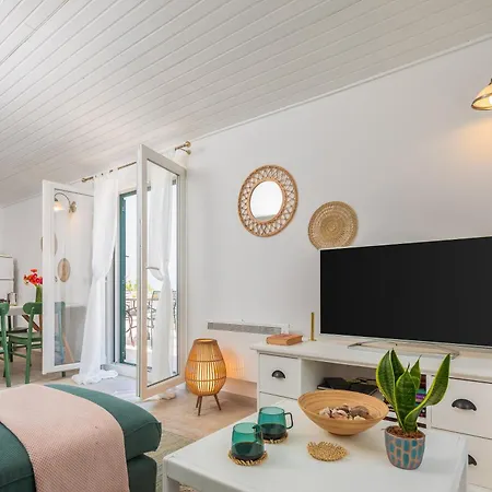 Holiday Dora * Splitska