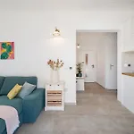 Tatil Evi Dora