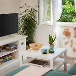 Dora Tatil Evi *